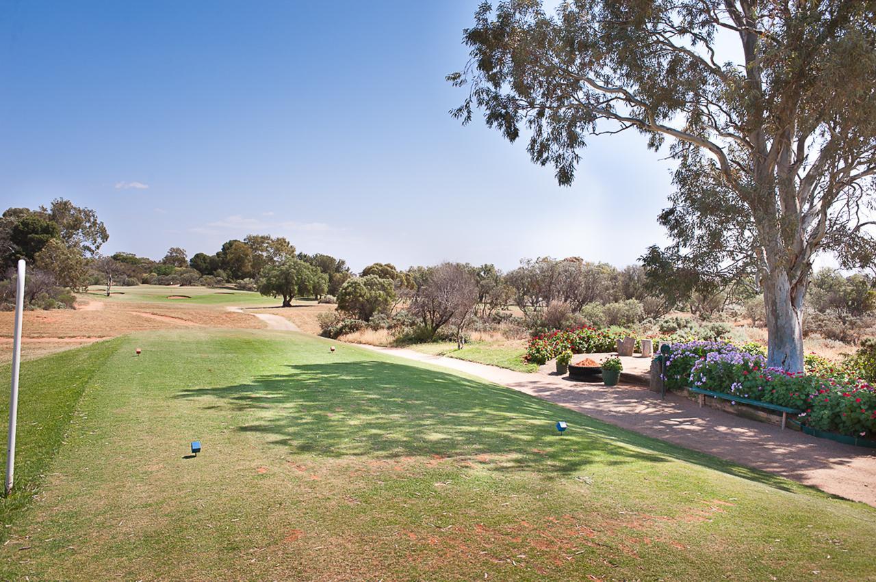 Standpipe Golf Motor Inn Port Augusta Dış mekan fotoğraf